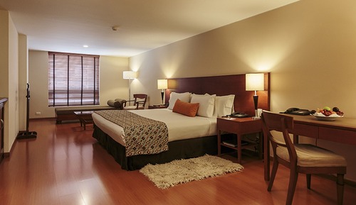 Deluxe Room, 1 King Bed
