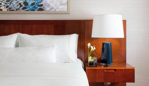 Executive Suite, 1 Bedroom, City View (Mobility Accessible, Roll-In Shower)