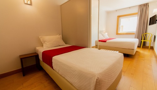 Basic Triple Room