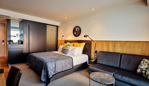 Grand Deluxe King Room