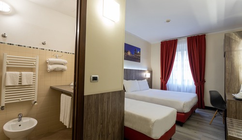 Triple Room