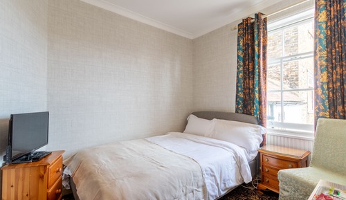 Double Room, Ensuite (Small Budget)