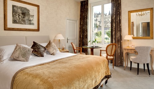 Privilege Room (Manoir 1st French Floor)
