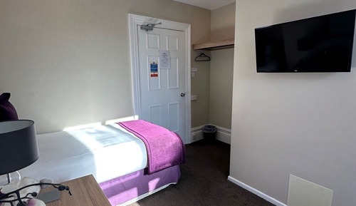 Standard Twin Room, Ensuite, Garden View