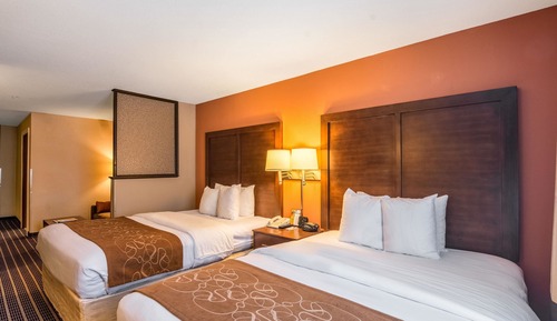 Suite, 2 Queen Beds, Accessible, Ground Floor