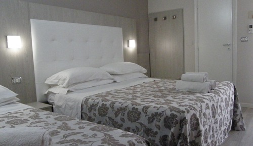 Economy Quadruple Room