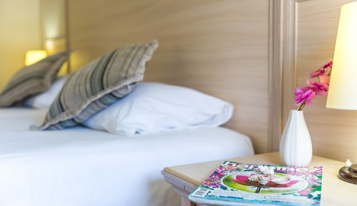 Economy Room