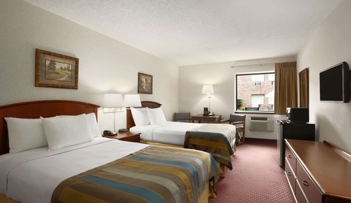 Double Room, 2 Double Beds