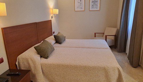Economy Double Room (Interior)
