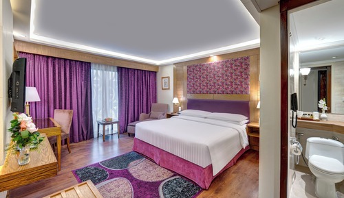 Standard Double Room, Smoking, Private Bathroom