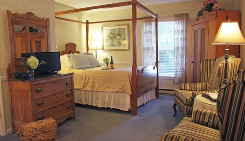 Deluxe Room, 1 Queen Bed