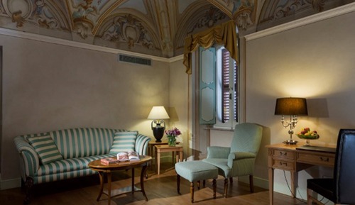 Historic Donini Junior Suite