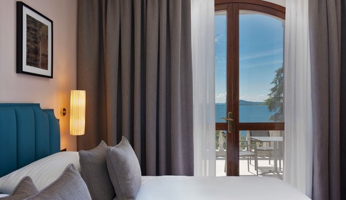 Superior Double Room, Terrace, Lake View