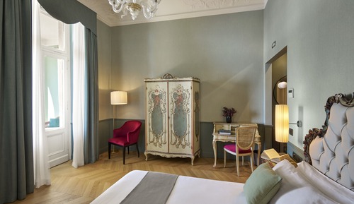 Suite Loggia (terrace, lake view)