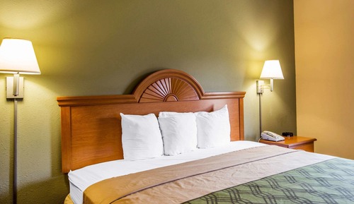 Suite, 1 Queen Bed, Accessible, Non Smoking