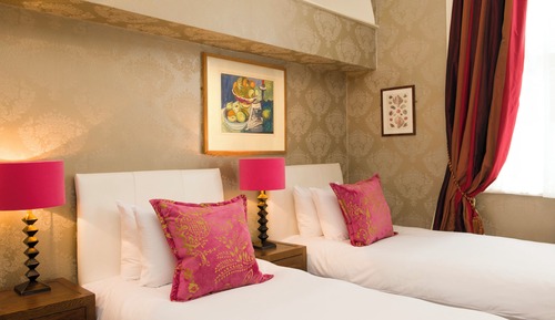 Triple Room (or Twin Room)