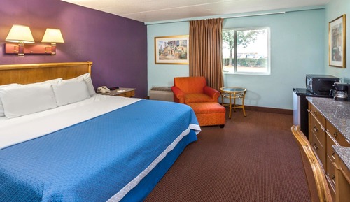 Executive Room, 1 King Bed, Non Smoking