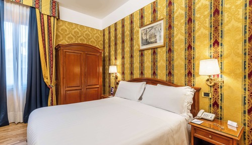 Standard Room, 1 King Bed, Non Smoking