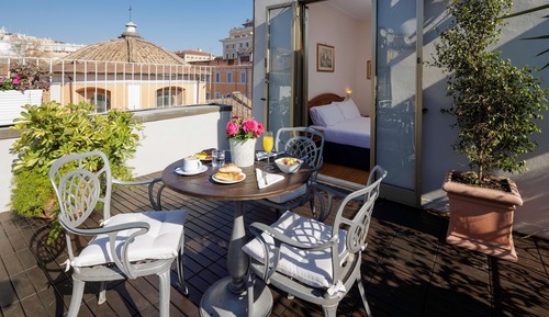 Superior Room, 1 King Bed, Non Smoking, Terrace