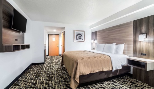 Suite, 1 King Bed, Non Smoking