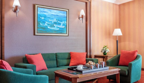 Executive Suite - Free daily shuttle bus to Yas attractions, Yas Mall and Grand Mosque