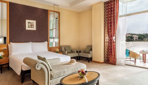 Gulf Junior Suite - Free daily shuttle bus to Yas attractions, Yas Mall and Grand Mosque