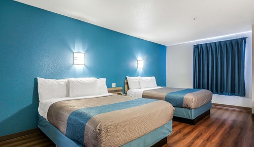 Deluxe Room, 2 Queen Beds, Non Smoking, Refrigerator & Microwave