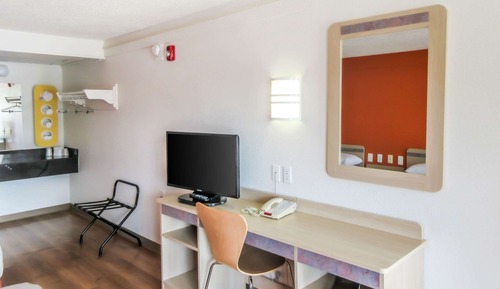 Standard Room, 2 Queen Beds, Smoking