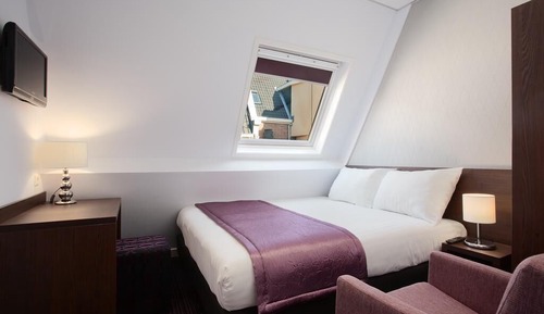 Basic Room, 1 Double Bed
