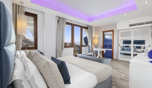 Standard Double Room, Partial Sea View (Adults Only)