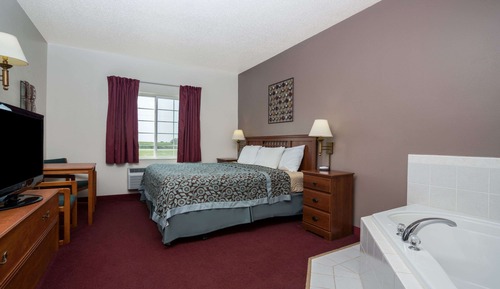 Suite, 1 King Bed, Non Smoking