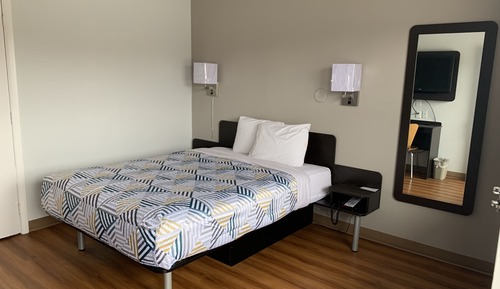 Standard Room, 1 Queen Bed, Non Smoking