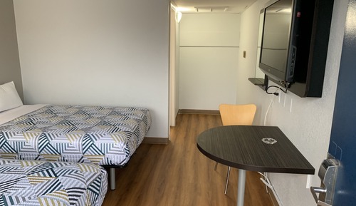 Standard Room, 2 Double Beds, Smoking