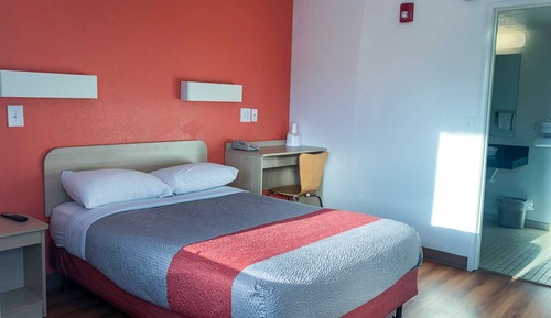 Standard Room, 1 Double Bed, Accessible, Non Smoking