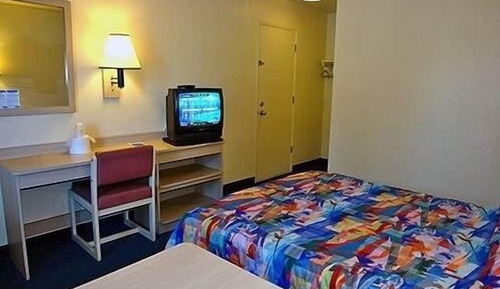 Standard Room, 1 Double Bed, Accessible, Non Smoking