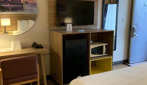 Room, 1 King Bed, Accessible, Non Smoking