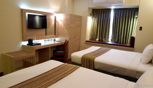 Room, 2 Queen Beds, Non Smoking