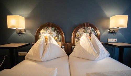 Small Double Room with air conditioning