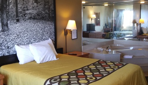 Standard Room, 1 King Bed
