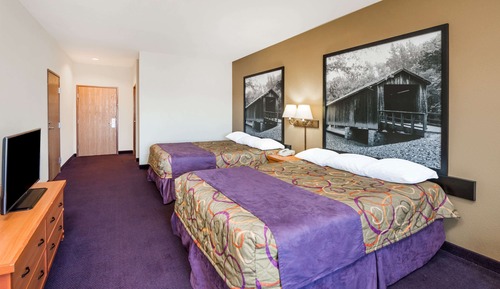 Upgraded, Standard Room, 2 Queen Beds