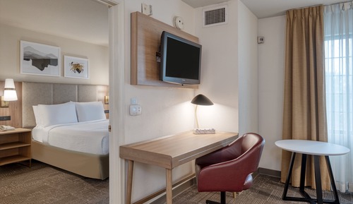 Suite, 1 Bedroom, Accessible, Kitchen (Mobility)