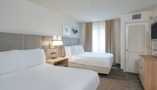 Suite, 2 Bedrooms, Accessible, Kitchen (Communications Accessible)