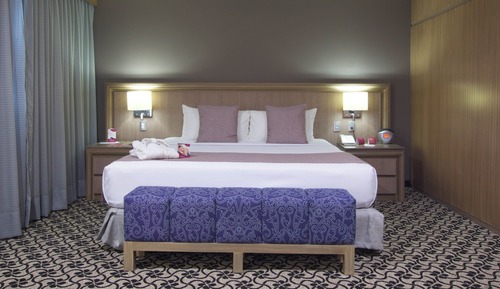 Junior Suite, 1 King Bed