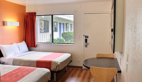 Deluxe Room, 2 Double Beds, Non Smoking, Refrigerator