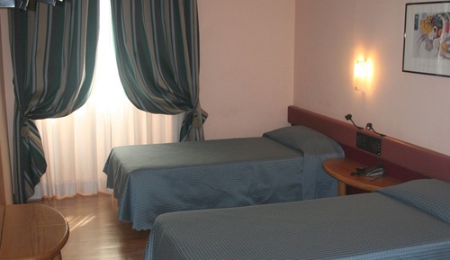 Twin Room, 2 Twin Beds