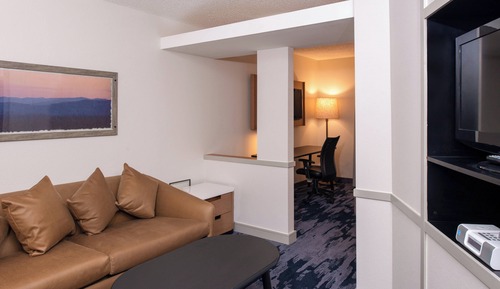 Suite, 1 King Bed with Sofa bed (Mobility Accessible, Tub)