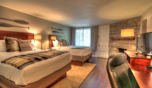 Deluxe Room, 2 Queen Beds, Fireplace (Private Balcony)