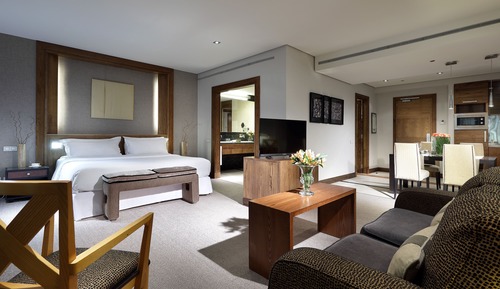 Deluxe Suite (Triple)