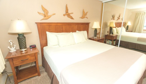 Signature Room, 1 King Bed with Sofa bed, Kitchen, Pool View (1 Bedroom Unit- Room 109-No Pets)