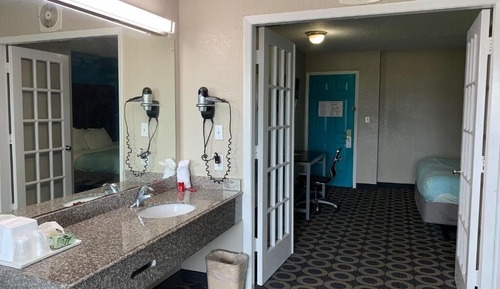 Suite, Multiple Beds, Non Smoking